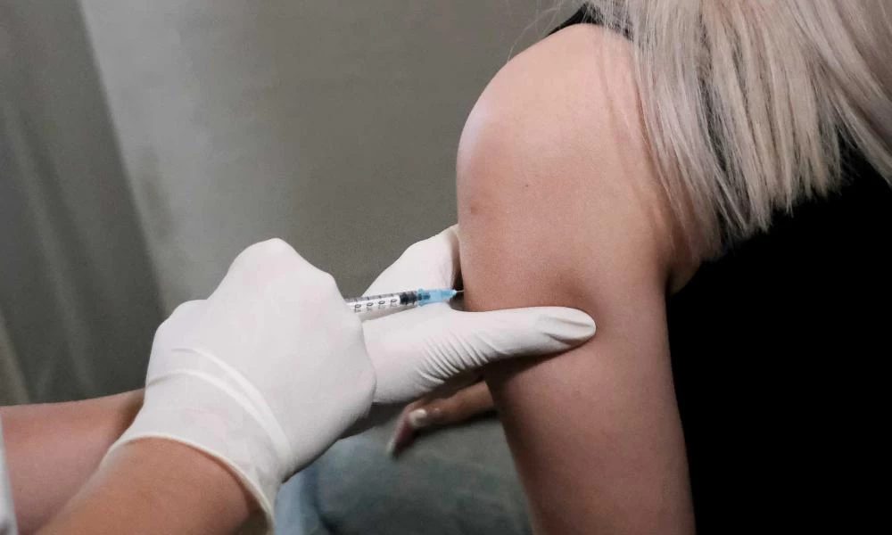 Πάτρα: Επεισοδιακοί εμβολιασμοί που δεν θα ξεχαστούν – Άφωνες οι νοσηλεύτριες